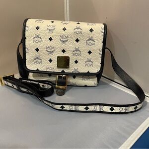 EUC MCM Patterned White & Black Crossbody Bag Purse VTG Gold HW Leather Auth!!